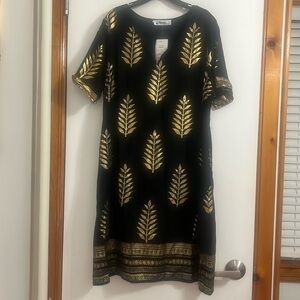 Lapogee Women’s Black and Gold Dashiki Dress size L